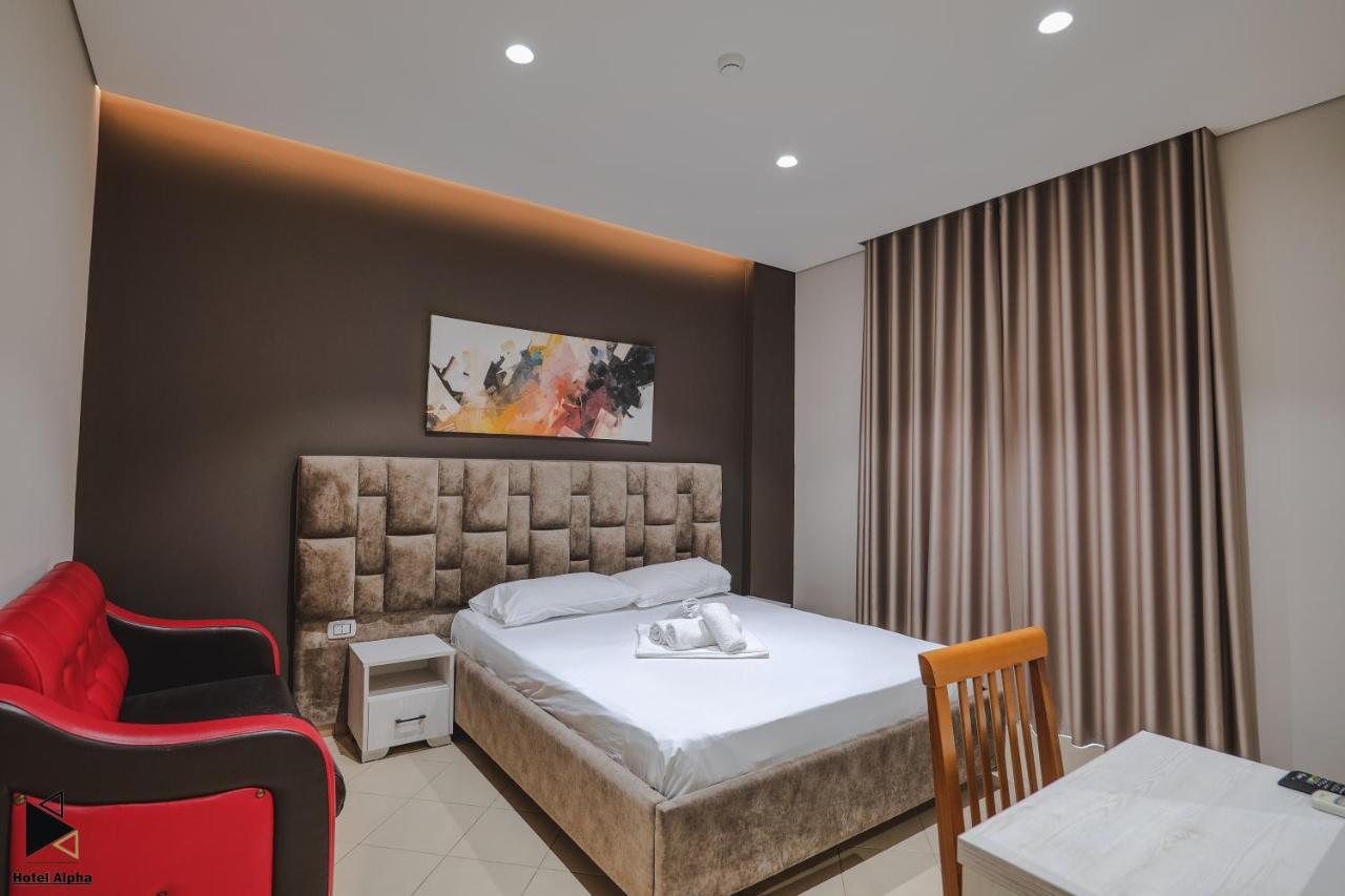 Hotel Alpha Saranda Extérieur photo